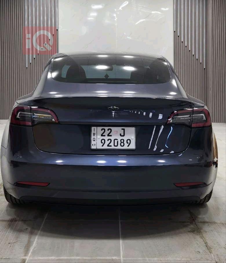 تسلا موديل 3